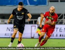 Dewa United ambil alih posisi Persebaya setelah menang 2-0
