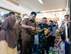 Bupati Uji Nurdin Cek Stok Pangan dan Harga Bahan Pokok di Pasar Sentral Bantaeng