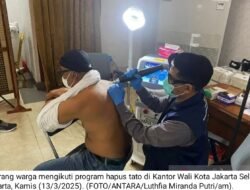 Warga Jaksel antusias ikut hapus tato