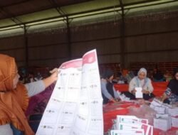 KPU Ponorogo jual surat suara bekas Pemilu Rp210 juta