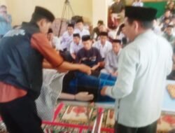 Direktur MBS Parangloe, Lepas Santri Kelas 9 dan 12  Dengan Cara Unik