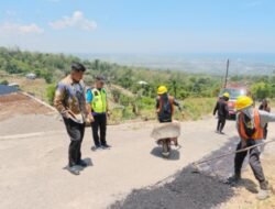 Bupati Bantaeng Tinjau Perbaikan Jalan Rusak di Sinoa